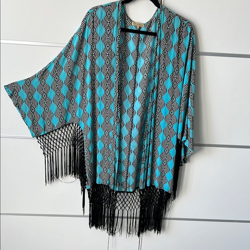 Super Fun Turquoise and Black Patterned Topper!